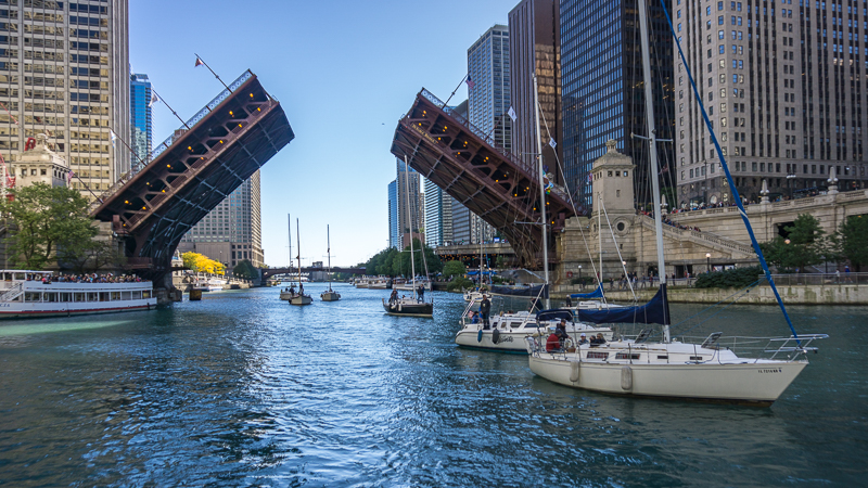 Levantamiento anual de 27 puentes desde Ashland Avenue hasta - Planning Chicago (USA);  Itinerarios - Forum New York and northeastern USA